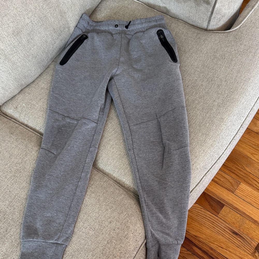 Tek Gear Gray Essential Fleece Pants
